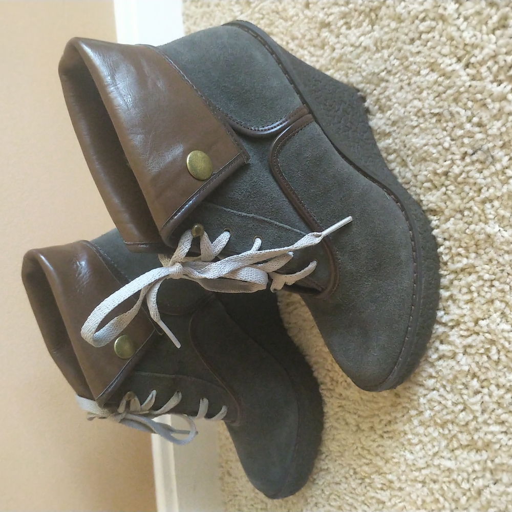 Colin Stuart Wedge Lace Up Booties